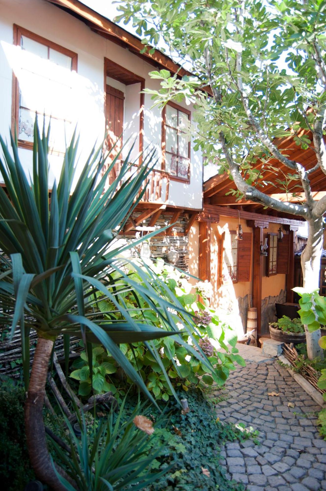 Family Hotel Ogi Asenovgrad Dış mekan fotoğraf
