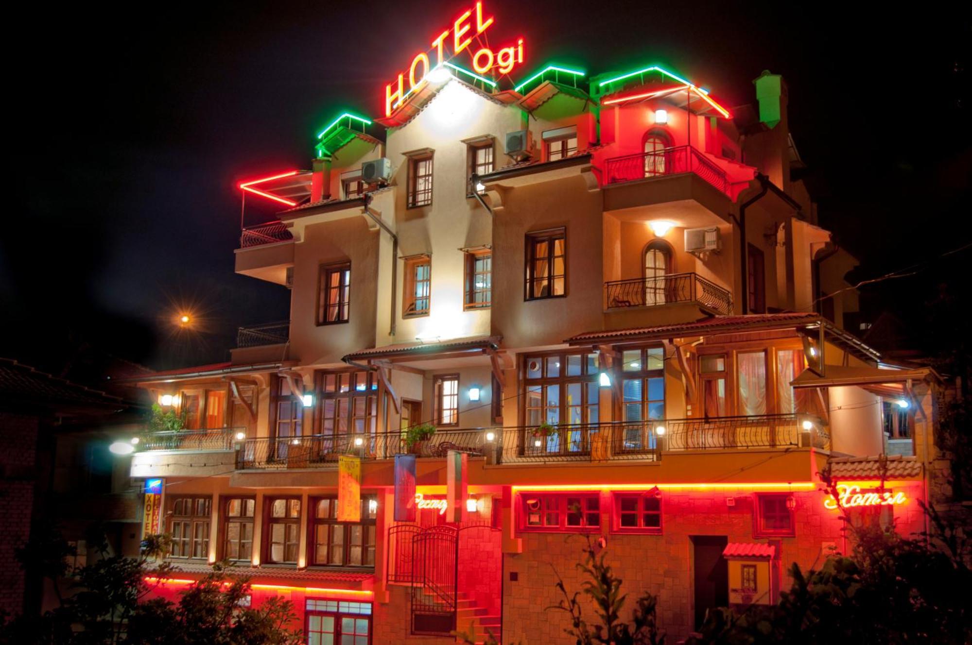 Family Hotel Ogi Asenovgrad Dış mekan fotoğraf