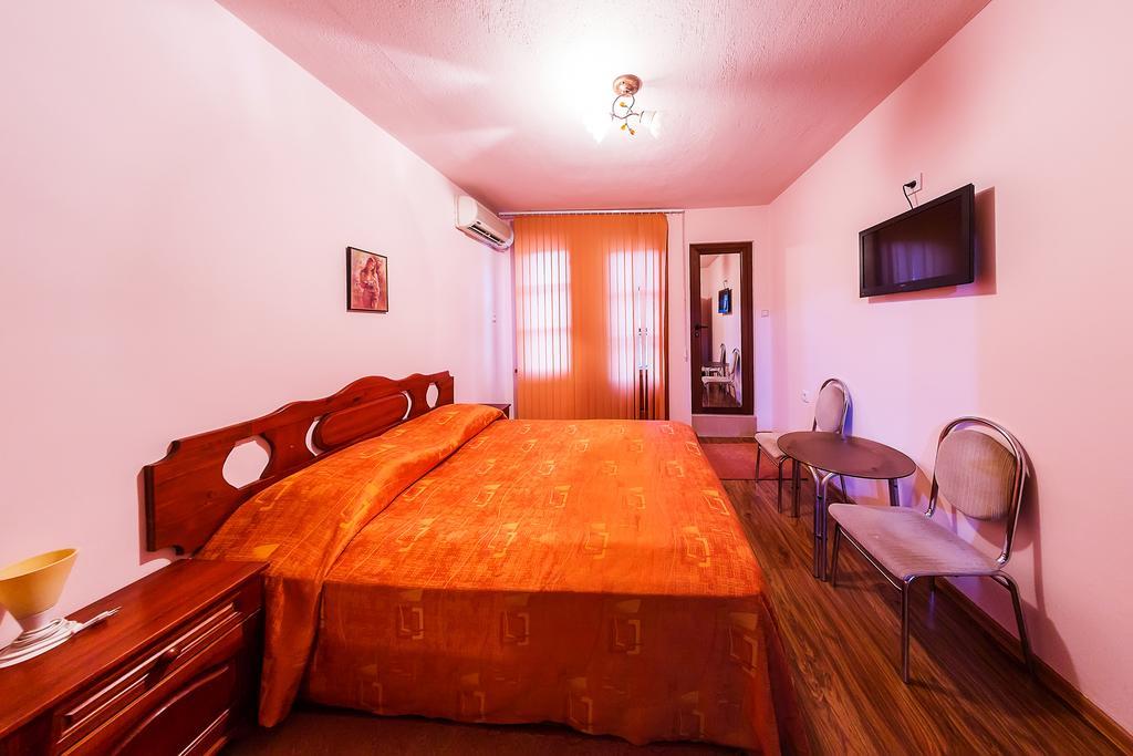 Family Hotel Ogi Asenovgrad Dış mekan fotoğraf