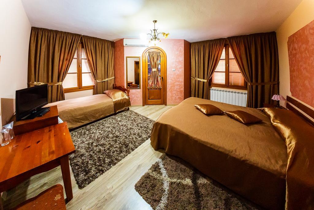 Family Hotel Ogi Asenovgrad Dış mekan fotoğraf